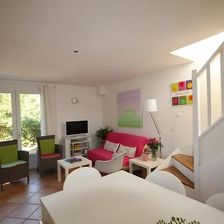 50m De La Vue Tres Belle Maison 3 5 Couchages Grand Jardin Parking Voitures Lxmurier Portiragnes