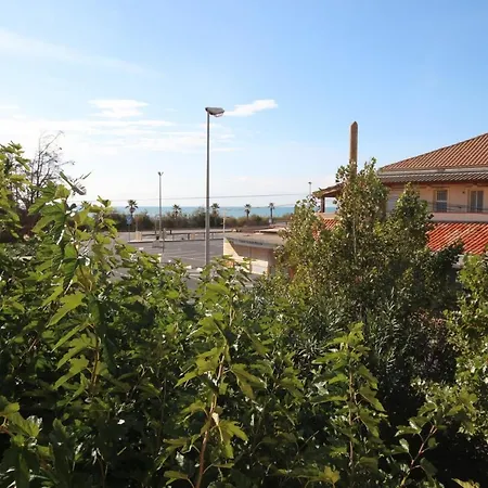 Villa 50m De La Vue Tres Belle Maison 3 5 Couchages Grand Jardin Parking Voitures Lxmurier