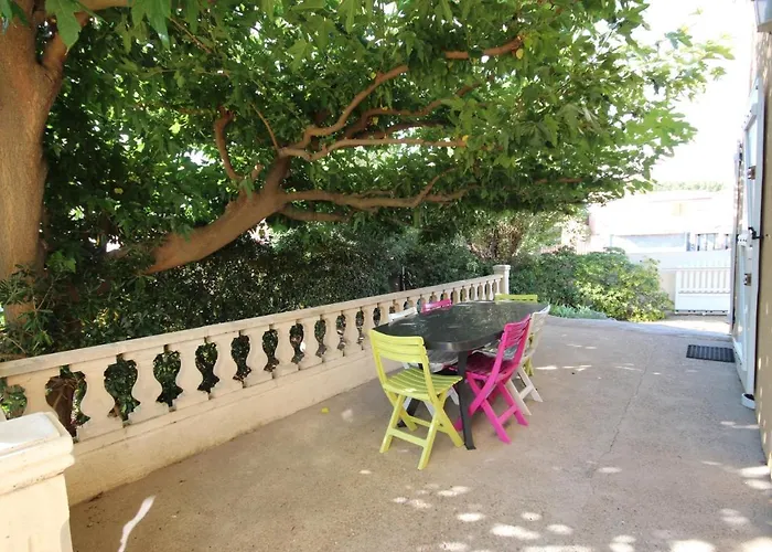 Villa Maison Vue Mer: Beachfront With Garden And Parking Portiragnes