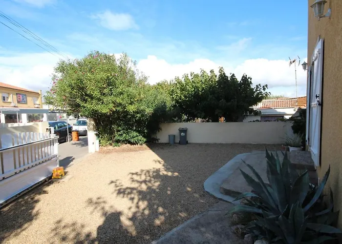 Villa Maison Vue Mer: Beachfront With Garden And Parking Portiragnes