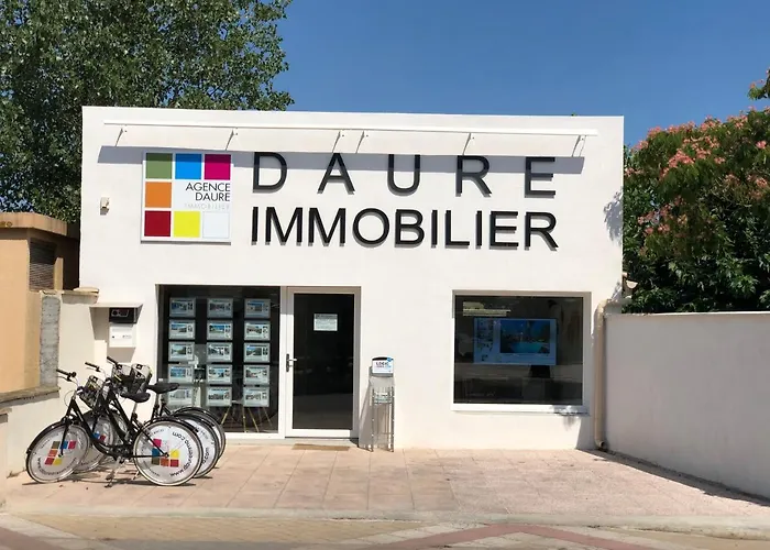 Maison Vue Mer: Beachfront With Garden And Parking Villa